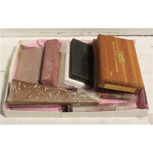 WOOD CARVING STONES. SMITHS BLACK HARD ARKANSAS.