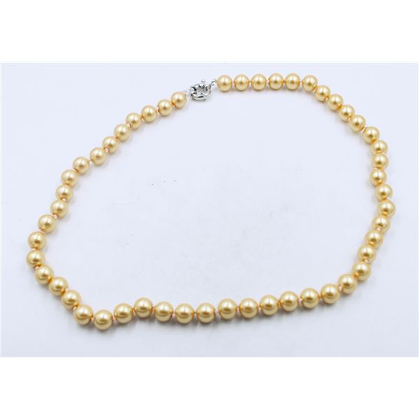 #52-SEA SHELL PEARL NECKLACE 18"/8MM
