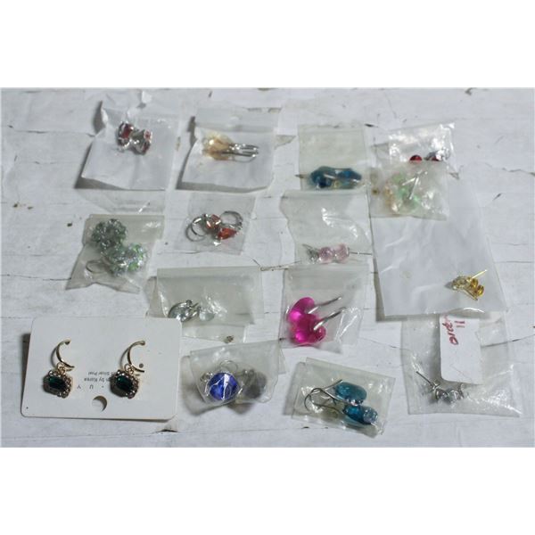 BAG W/ 15 PIECES OF RHINESTONE JEWELRY