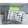 Image 1 : BAG OF 10 NEW COSTUME JEWELRY ITEMS WITH