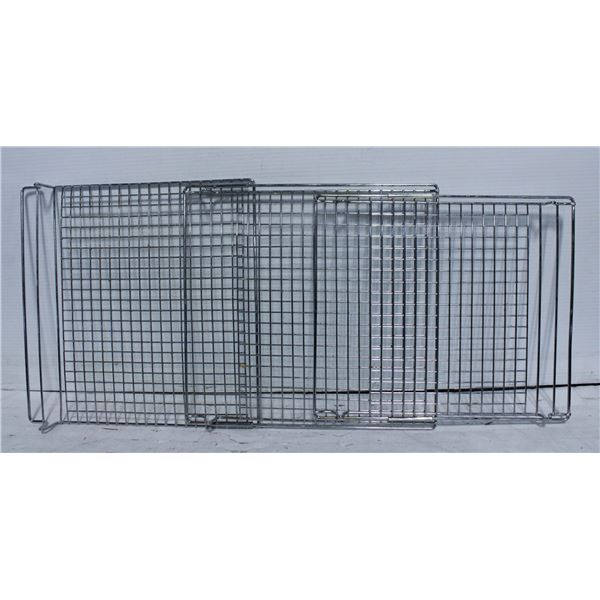 COOKIE JERKY TRAY. SLIDES 3 SECTIONS