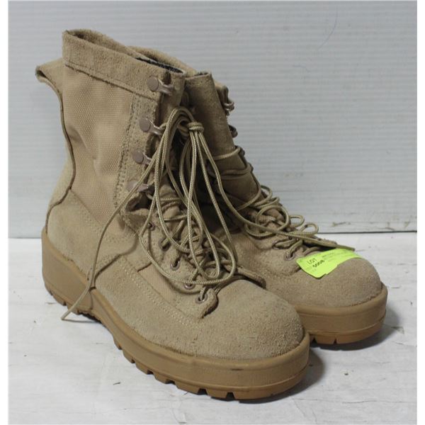 UNWORN SIZE 5W US FLIGHT COMBAT BOOTS