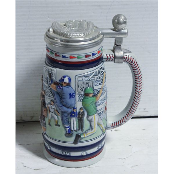 VINTAGE AVON BASEBALL BEER STEIN
