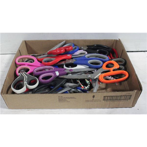 FLAT OF 30 TAILOR/SEWING SCISSORS