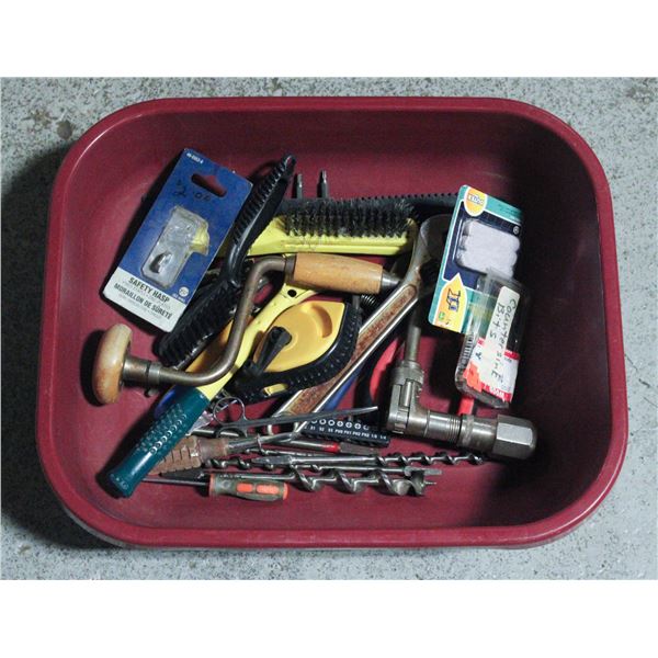 FLAT OF MISCELLANEOUS TOOLS