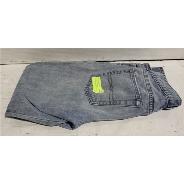 WOMEN'S LUCKY JEANS 2/26