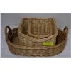 Image 1 : 3 WICKER BASKETS