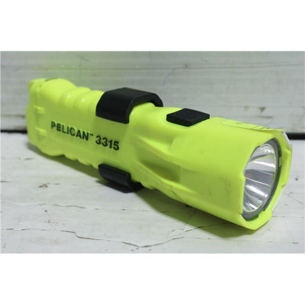 PELICAN 3315 FLASHLIGHT WATERPROOF AND DUST-PROOF