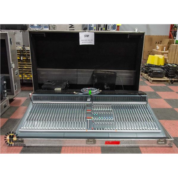SOUNDCRAFT SM24-40 AUDIO CONSOLE WITH CASE
