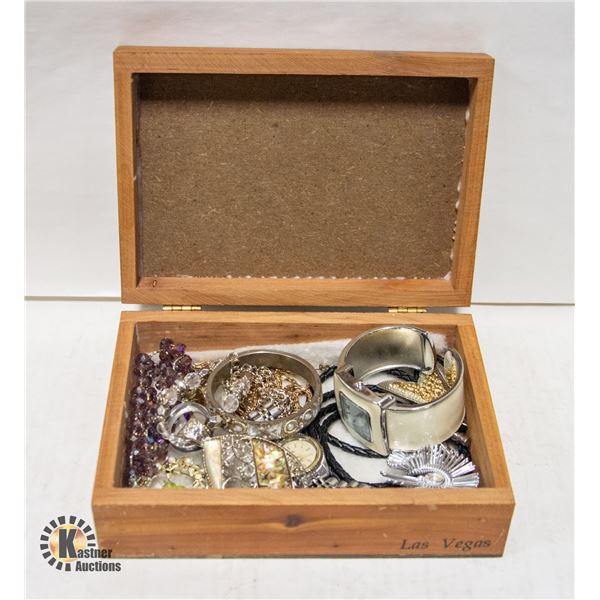 DECORATIVE "WOLF WITH CHIEF" WOODEN BOX