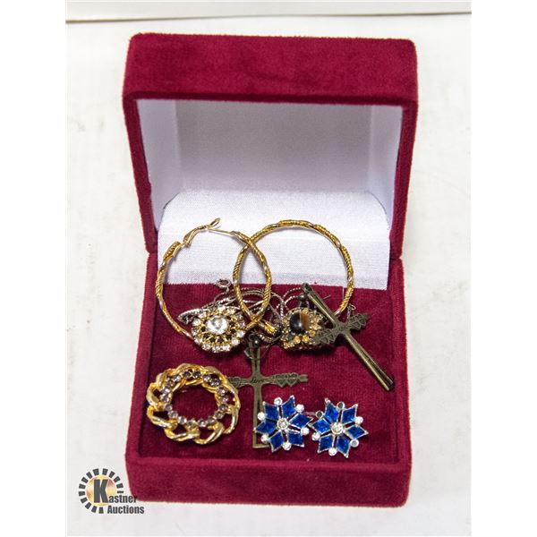 VINTAGE ESTATE JEWELRIES IN GIFT BOX