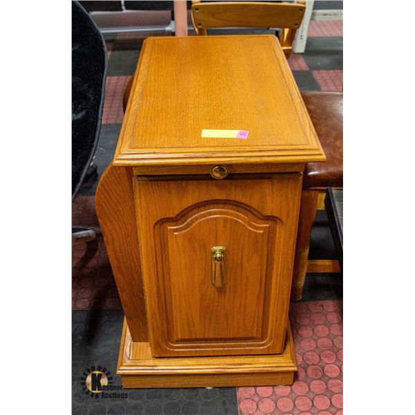 MAGAZINE RACK AND STORAGE UNIT SOLID OAK