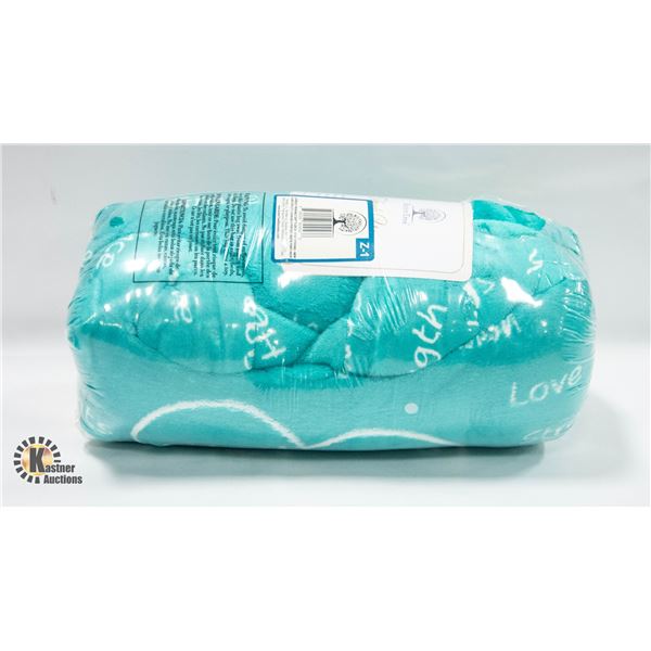 BRAND NEW BUTTER TREE LUXURIOUSLY SOFT FLEECE