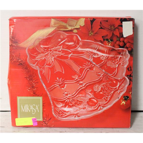 NEW SEALED MIKASA HOLIDAY PLATTER