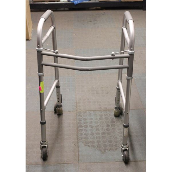 MEDICAL FOLDING WALKER