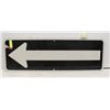 Image 1 : DIRECTIONAL ROAD SIGN ARROW