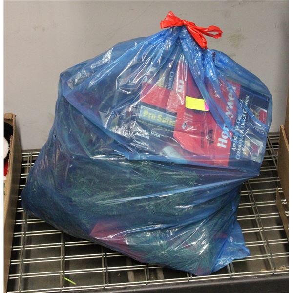 LIGHTS & BULBS & GARLAND (SOME WITH LIGHTS)