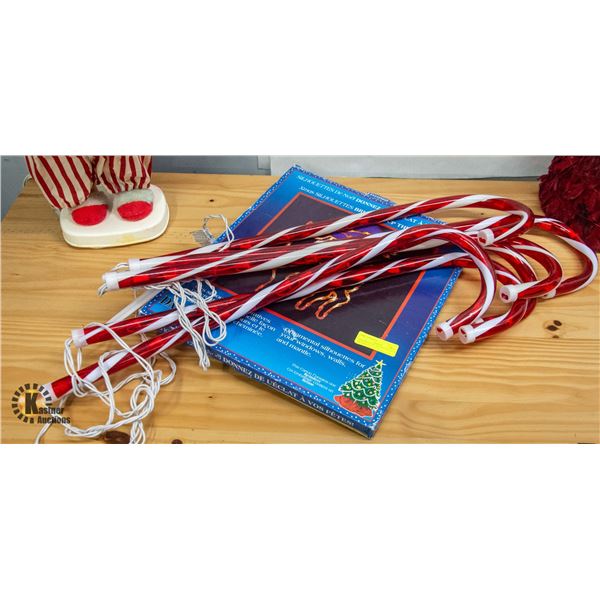 6 CANDY CANES, REINDEER & GLASS DECORATIVE LIGHT