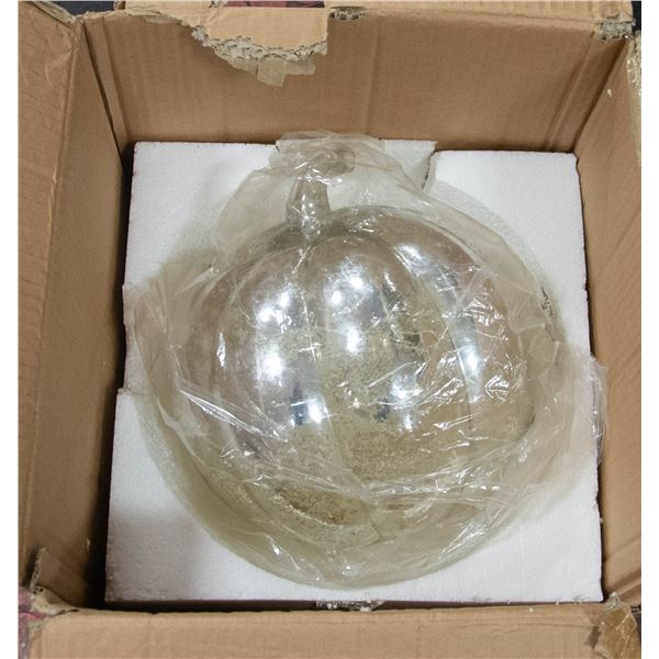 LARGE GLASS MIRRORED CHRISTMAS PUMPKIN