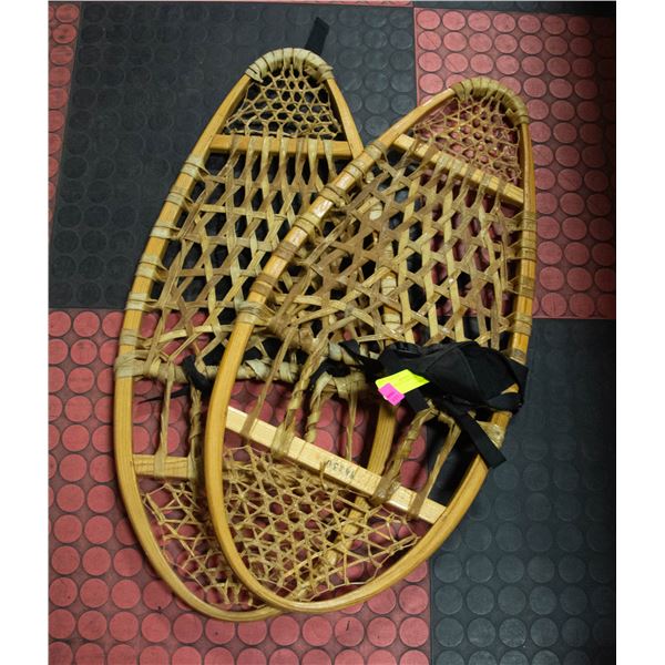 BEAR PAW SNOWHSOES 14" X 30"