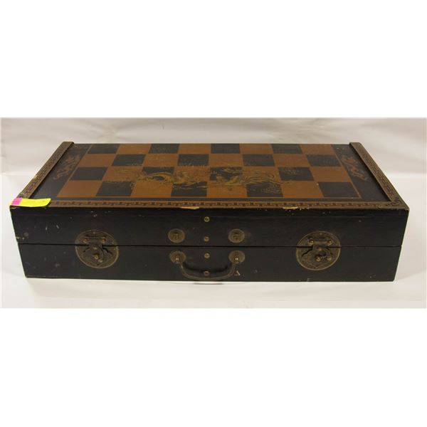 XLARGE ASIAN VINTAGE CHESS SET IN WOOD CHEST