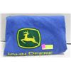 Image 1 : JOHN DEERE FLEECE BLANKET HANDMADE-ESTATE