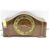Image 1 : ANTIQUE WOOD MANTLE CLOCK BERTMAR NEEDS