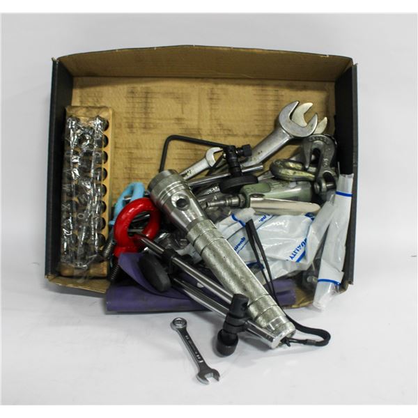 BOX OF MISCELLANEOUS TOOLS.
