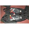 Image 1 : PAIR OF EASTON HIKE 30 SNOWSHOES