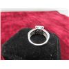 Image 2 : 10kt White Gold and Diamond Size 6 3/4 Ring Total Weight 4.9 Grams 