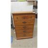 Image 1 : Maple Dresser 45 1/2'' x 29 1/2'' x 16 1/2'' 