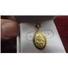 Image 2 : 10kt Saint Christopher Pendant 
