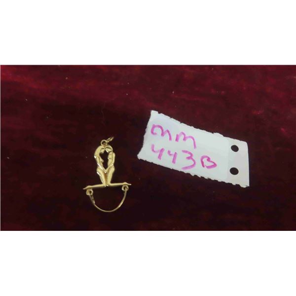 10kt Couples Pendant 2.41 Grams 