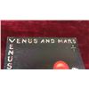 Image 2 : Venus and Mars Autographed Album