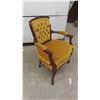 Image 2 : Button Back Arm Chair 