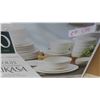 Image 2 : Louis Mikasa 40pce Place Setting 
