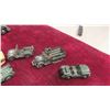 Image 8 : Hubley Metal Telephone Truck 9'' x 3'' x 3'' , 12 Army Tankers / 