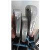 Image 2 : 13 Right Handed Golf Clubs with Bag 