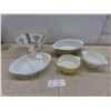Image 1 : Pyrex: 2 Casserole Dishes, 1 Mixing Bowl, Glass Bake Dish