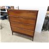 Image 8 : Mid Century Modern 4 Drawer Dresser 34'' x 18'' x 