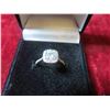 Image 2 : 1.00 CT GRA CERTIFIED ROUND BRILLIANT CUT MOISSANITE 