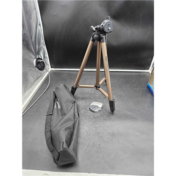 Amazon Basics Tri-pod Stand wth Remote and Carry bag