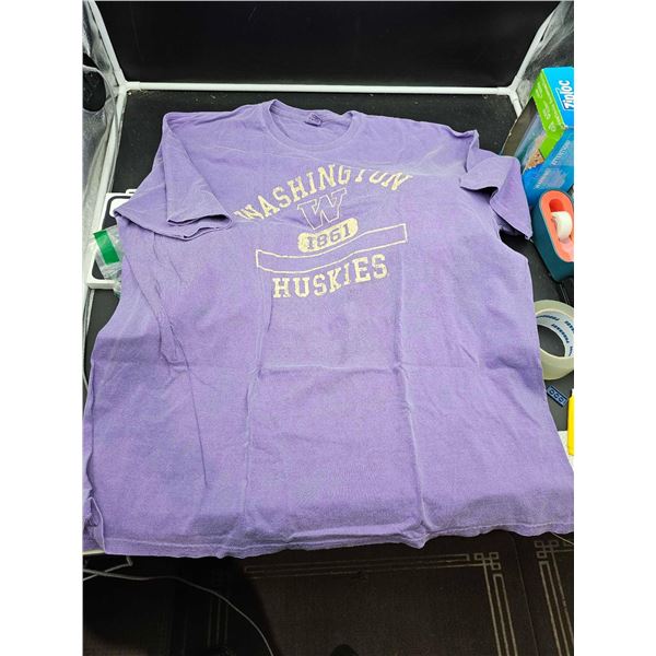 Washington Huskies T-Shirt (2XL)