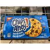 Image 1 : Chips Ahoy! original chocolate chip cookies