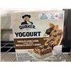 Image 1 : Quaker yogurt chocolate chunk almond granola bars, 4x175g