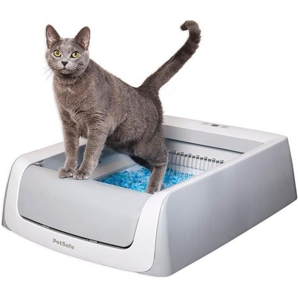 Petsafe ScoopFree Automatic Self-Cleaning Cat Litter Box – Includes Disposable Trays with C