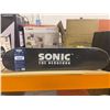 Image 2 : Sonic The Hedgehog 31 inch Skateboard, 9-ply Maple Desk Skate Board for Cruising, Carving, Tricks an