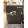 Image 2 : SentrySafe XXL Digital Safe, 2.0 cu. ft. by SentrySafe