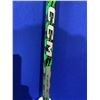 Image 3 : CCM Dk Green, Right Youth JS Sticks Composite, 20 Flex Grip P29