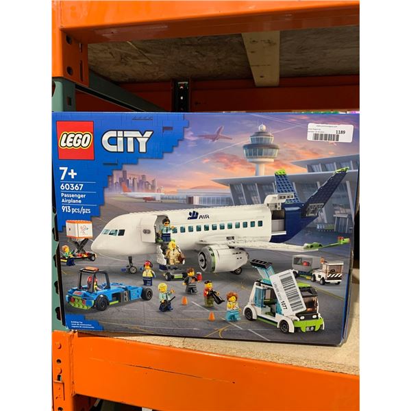 Lego City Passenger Airplane (913pcs)
